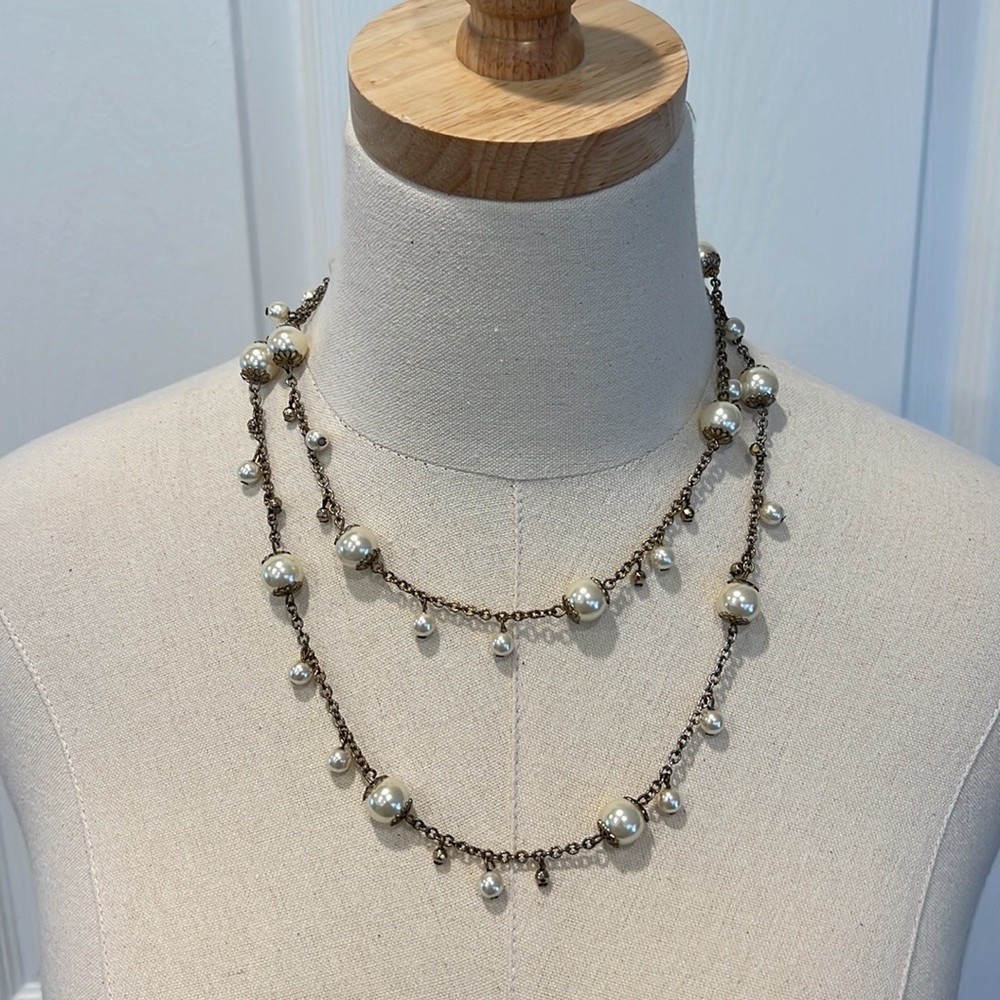 Silver faux pearl necklace